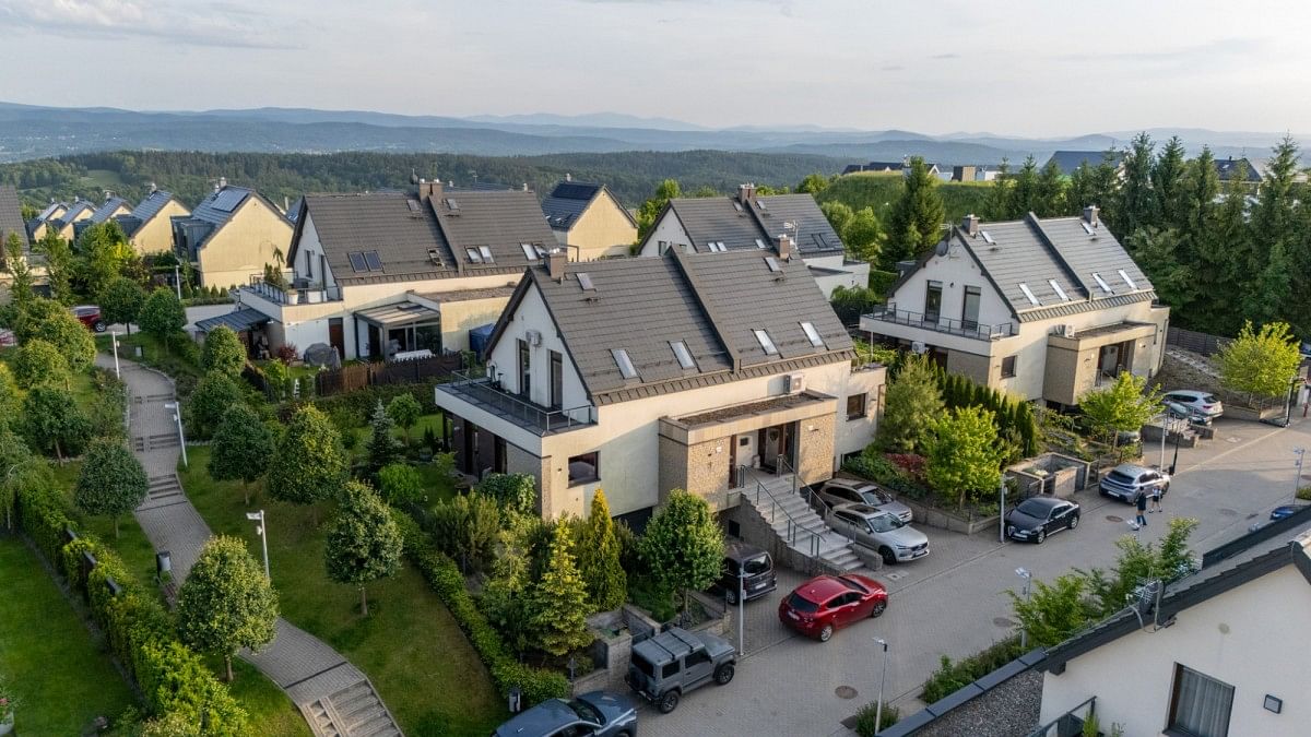 Dom 5 pokojowe na Sprzedaż