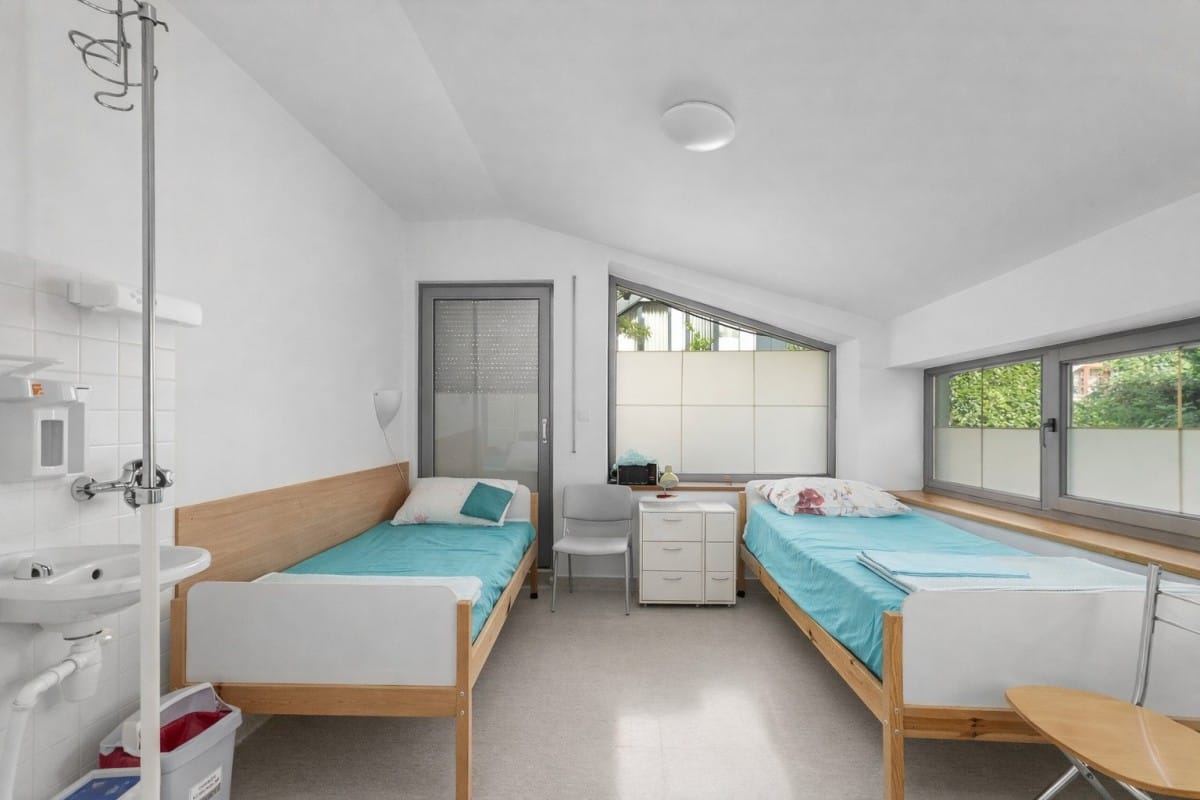 Lokal użytkowy  pokojowe na Wynajem