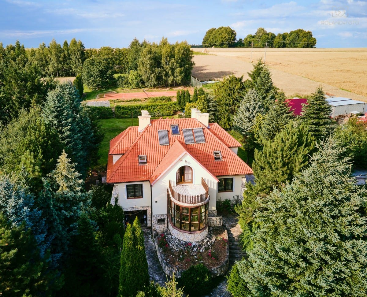 Dom 7 pokojowe na Sprzedaż