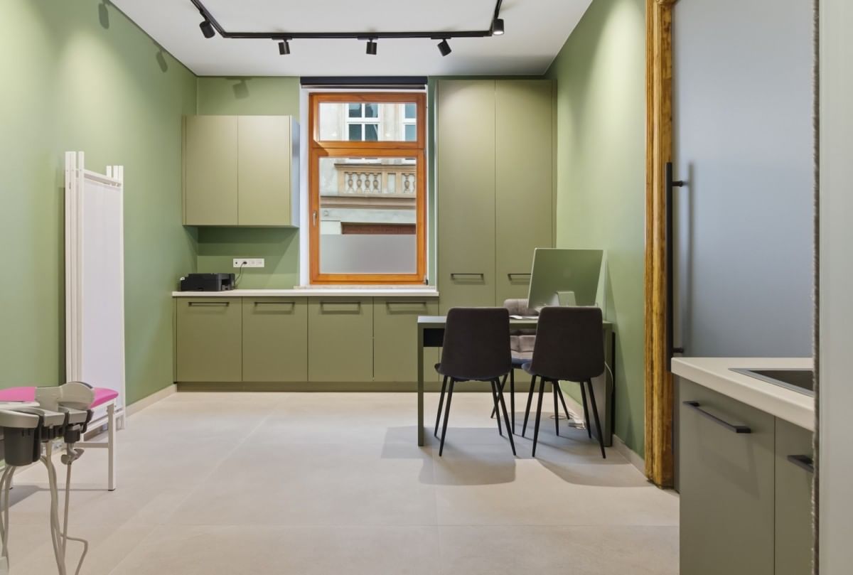 Lokal użytkowy  pokojowe na Wynajem