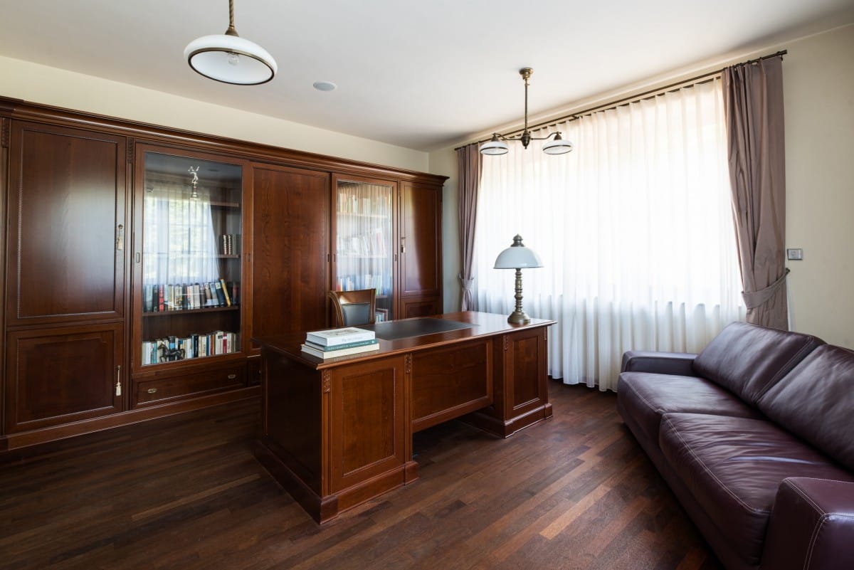 Dom 14 pokojowe na Sprzedaż