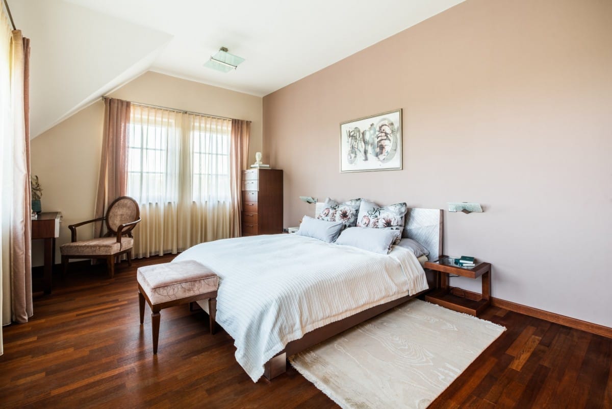 Dom 14 pokojowe na Sprzedaż