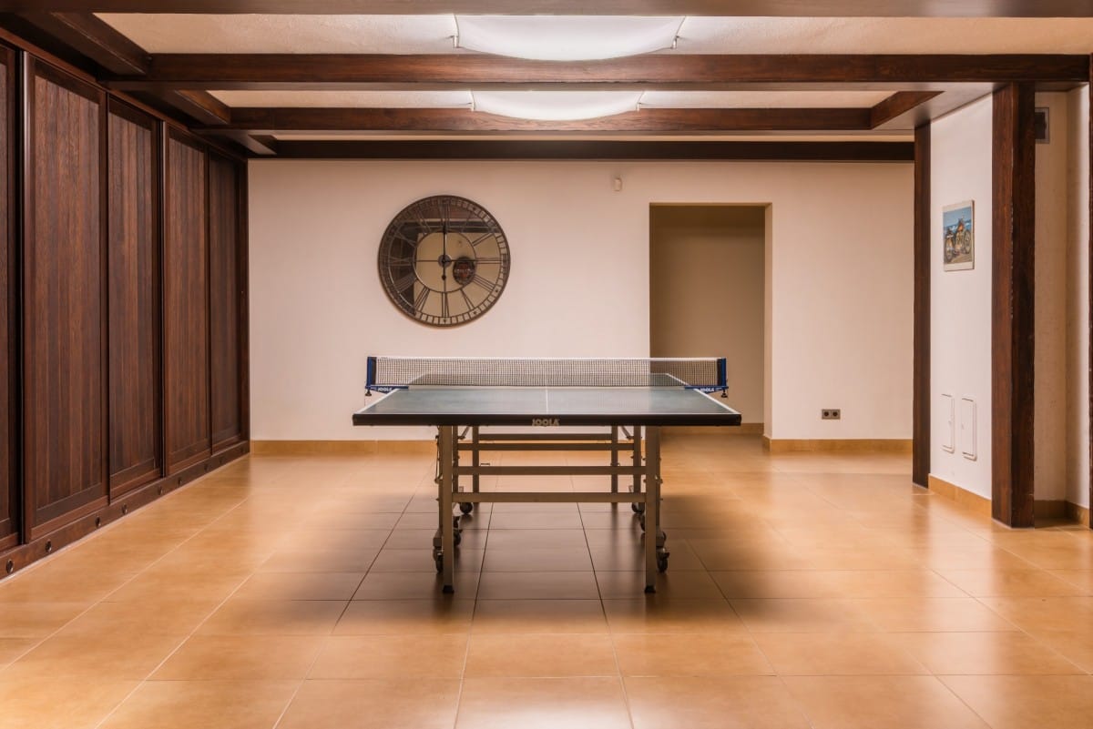 Dom 14 pokojowe na Sprzedaż