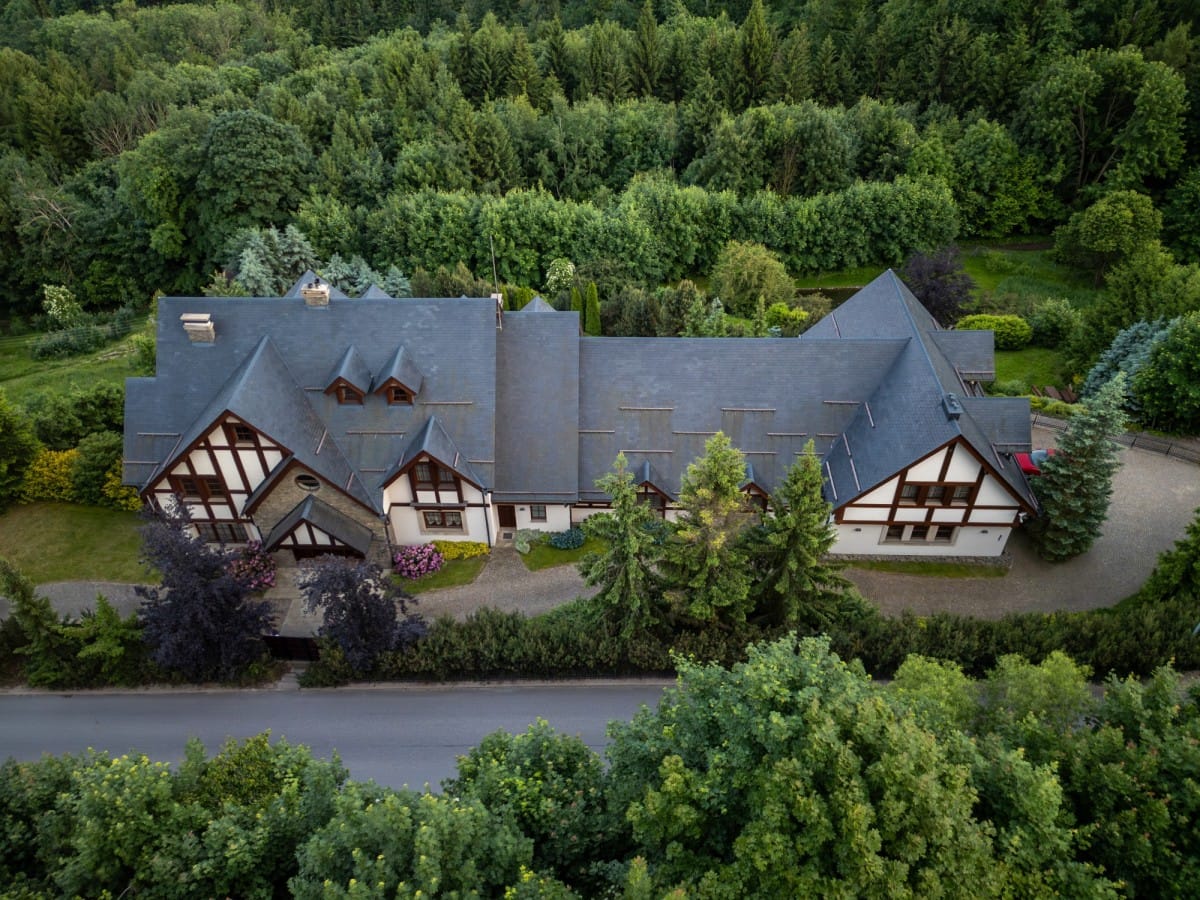 Dom 14 pokojowe na Sprzedaż