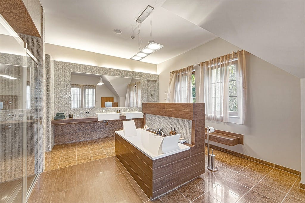 Dom 14 pokojowe na Sprzedaż