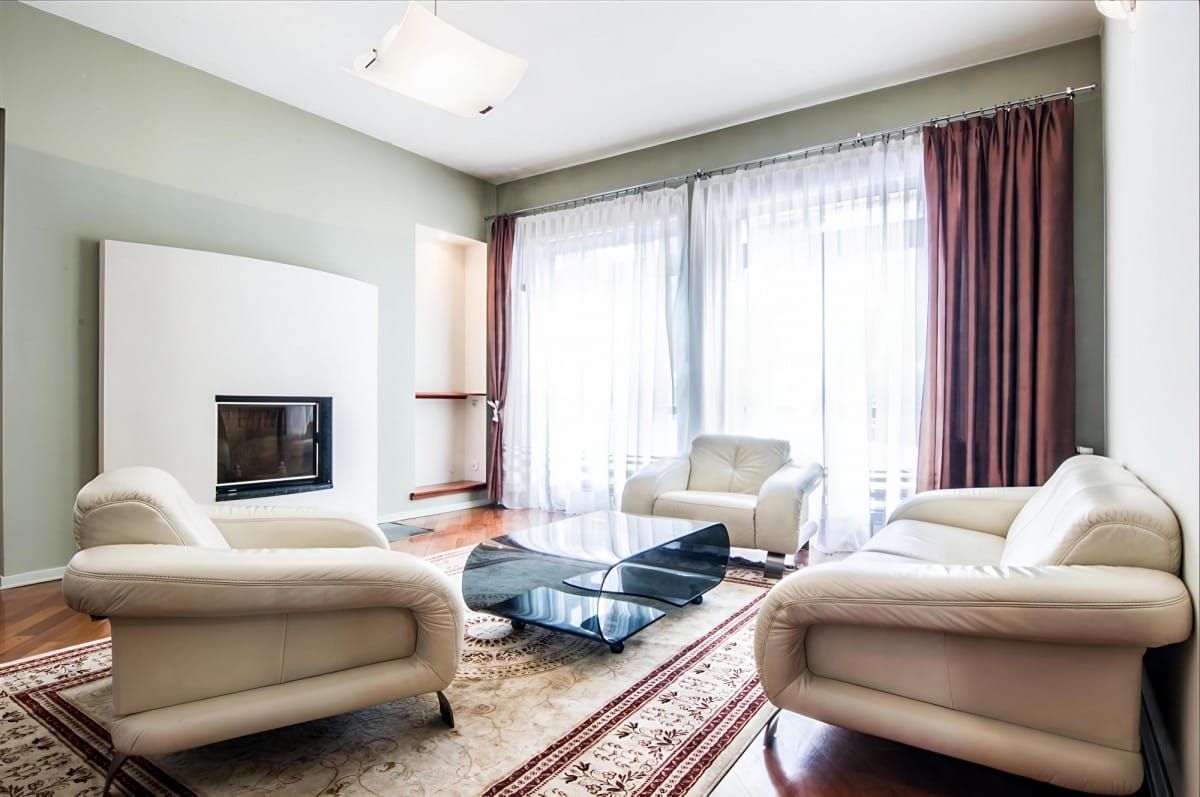 Dom 6 pokojowe na Sprzedaż