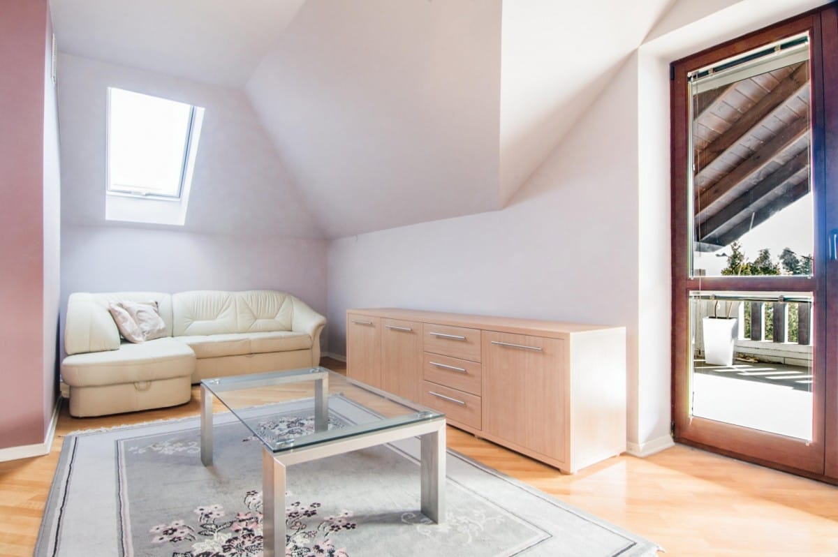 Dom 6 pokojowe na Sprzedaż