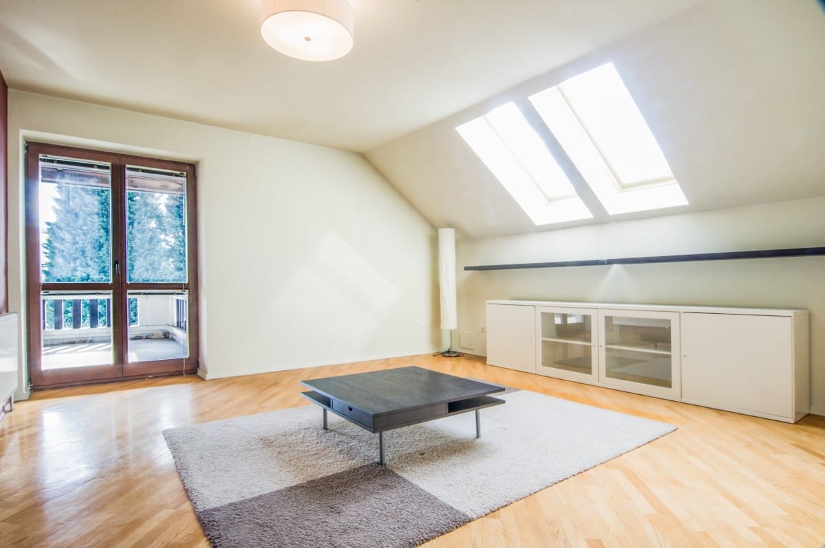 Dom 6 pokojowe na Sprzedaż