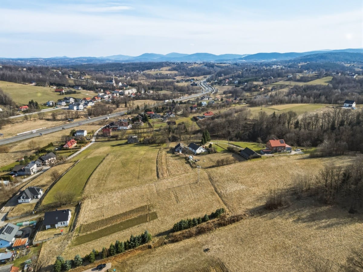 Działka  pokojowe na Sprzedaż