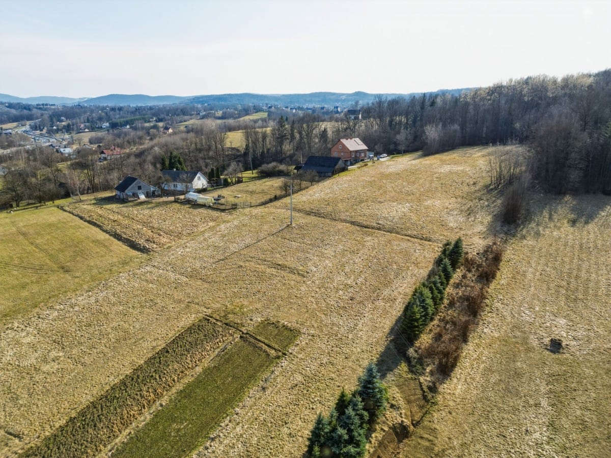 Działka  pokojowe na Sprzedaż
