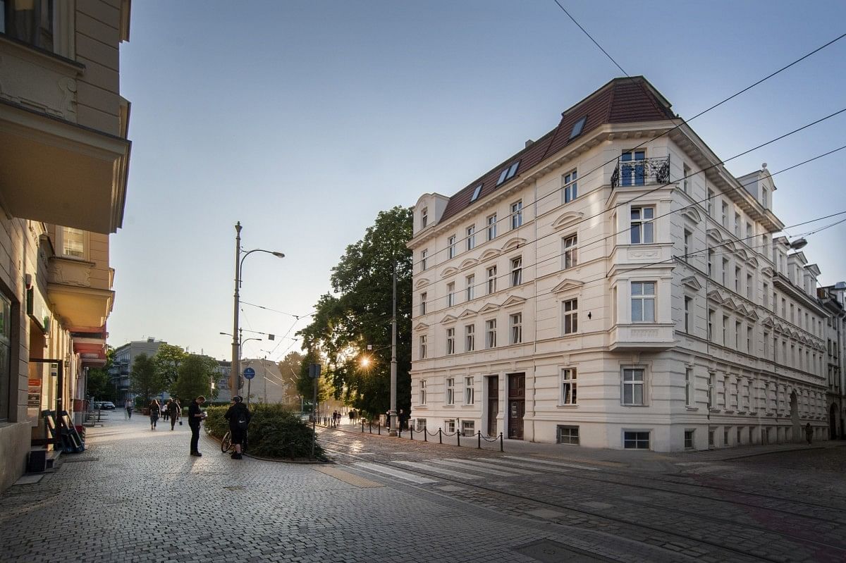 Lokal użytkowy  pokojowe na Sprzedaż