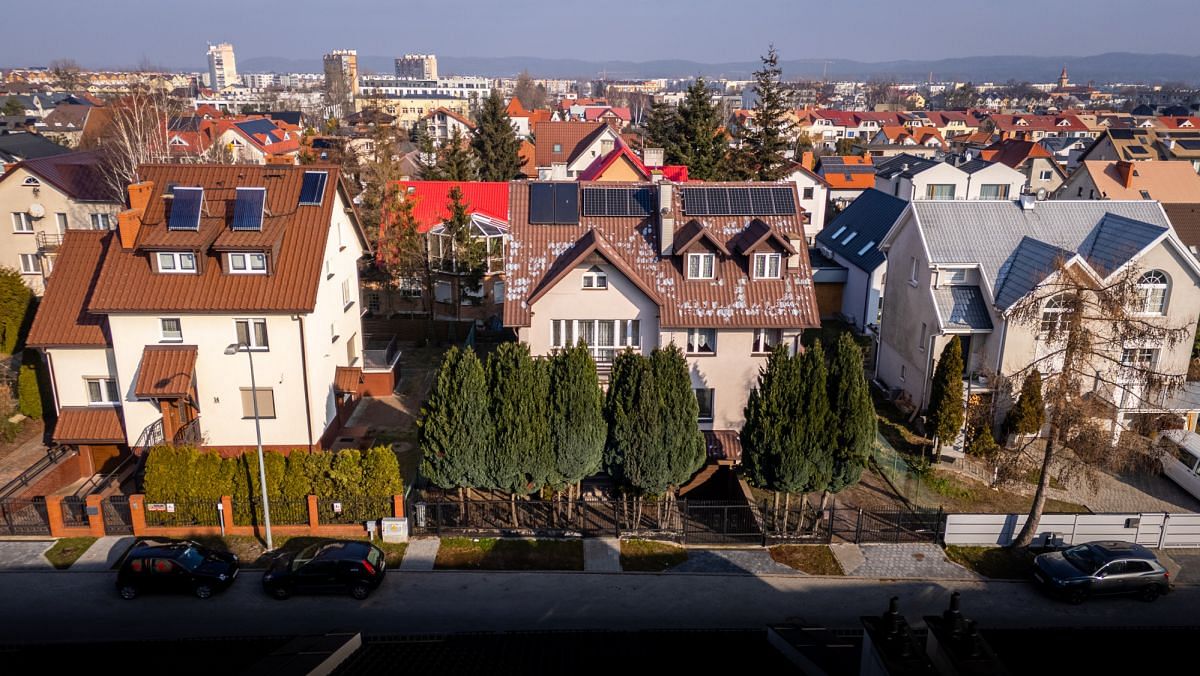 Dom 11 pokojowe na Sprzedaż