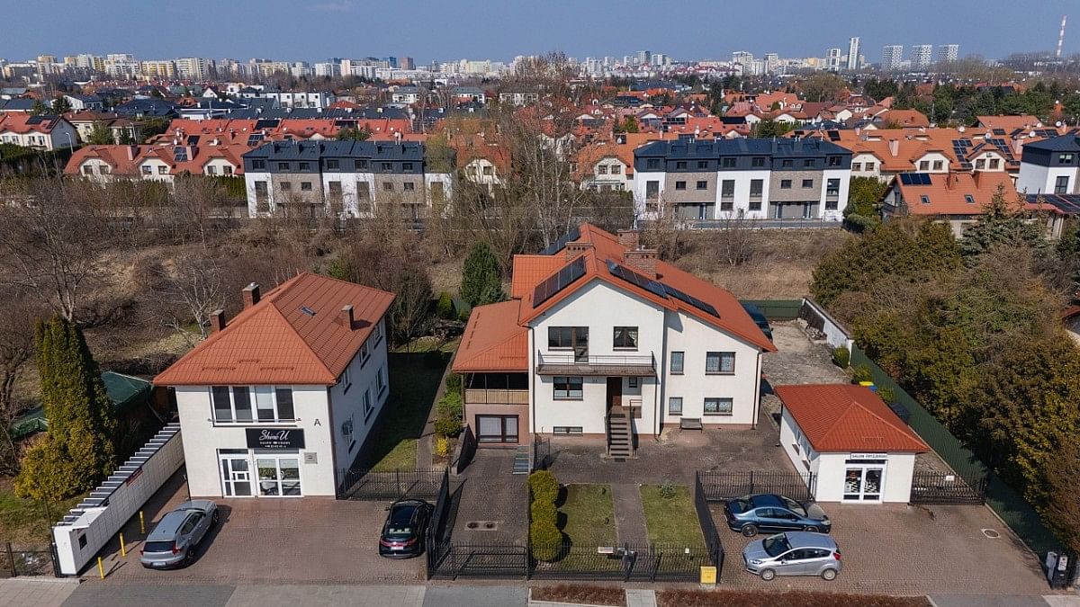 Dom 15 pokojowe na Sprzedaż