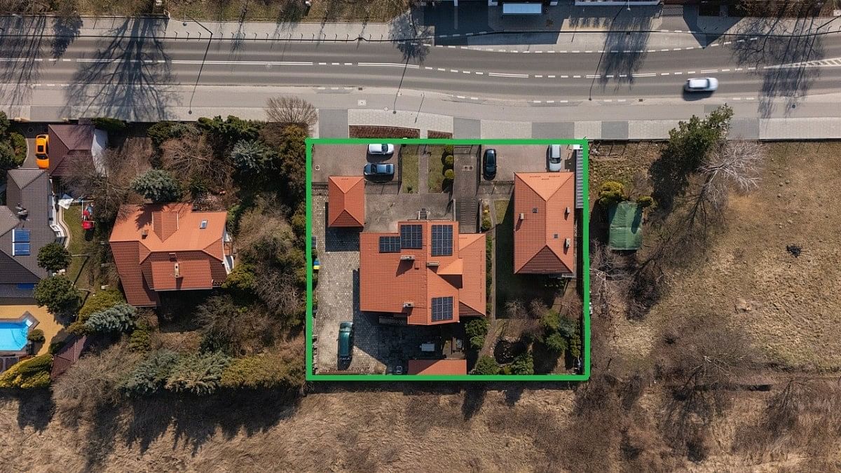 Dom 15 pokojowe na Sprzedaż