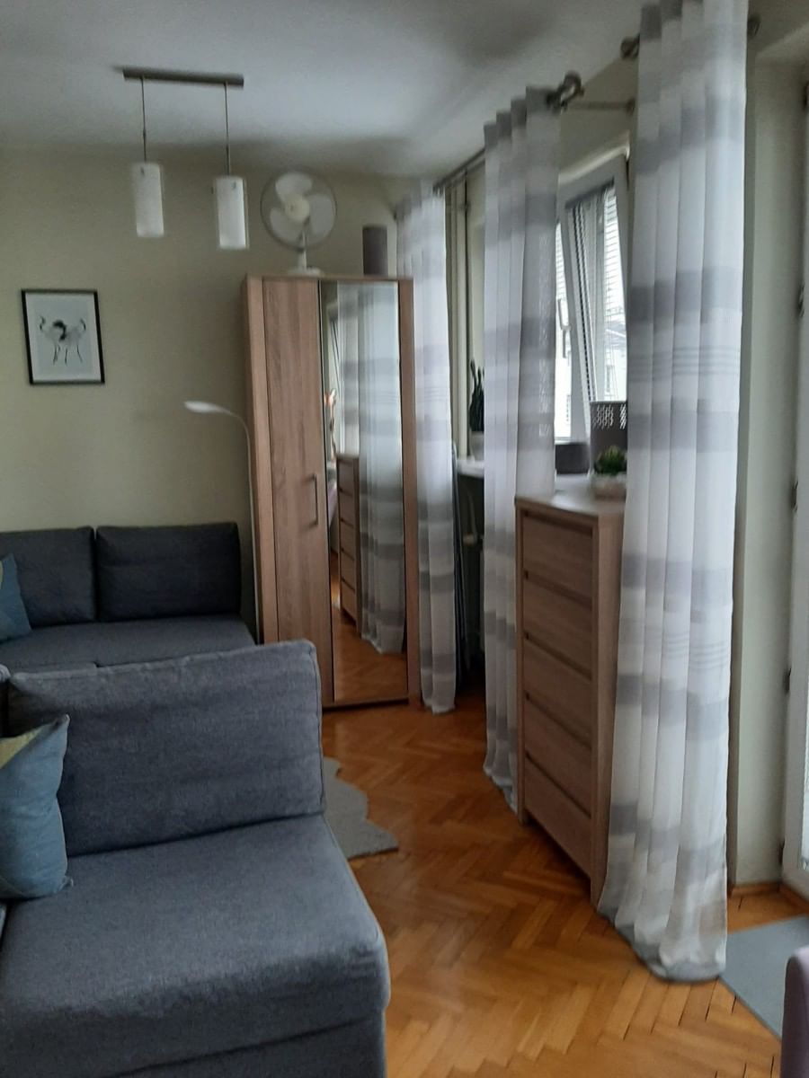 Mieszkanie 1 pokojowe na Sprzedaż