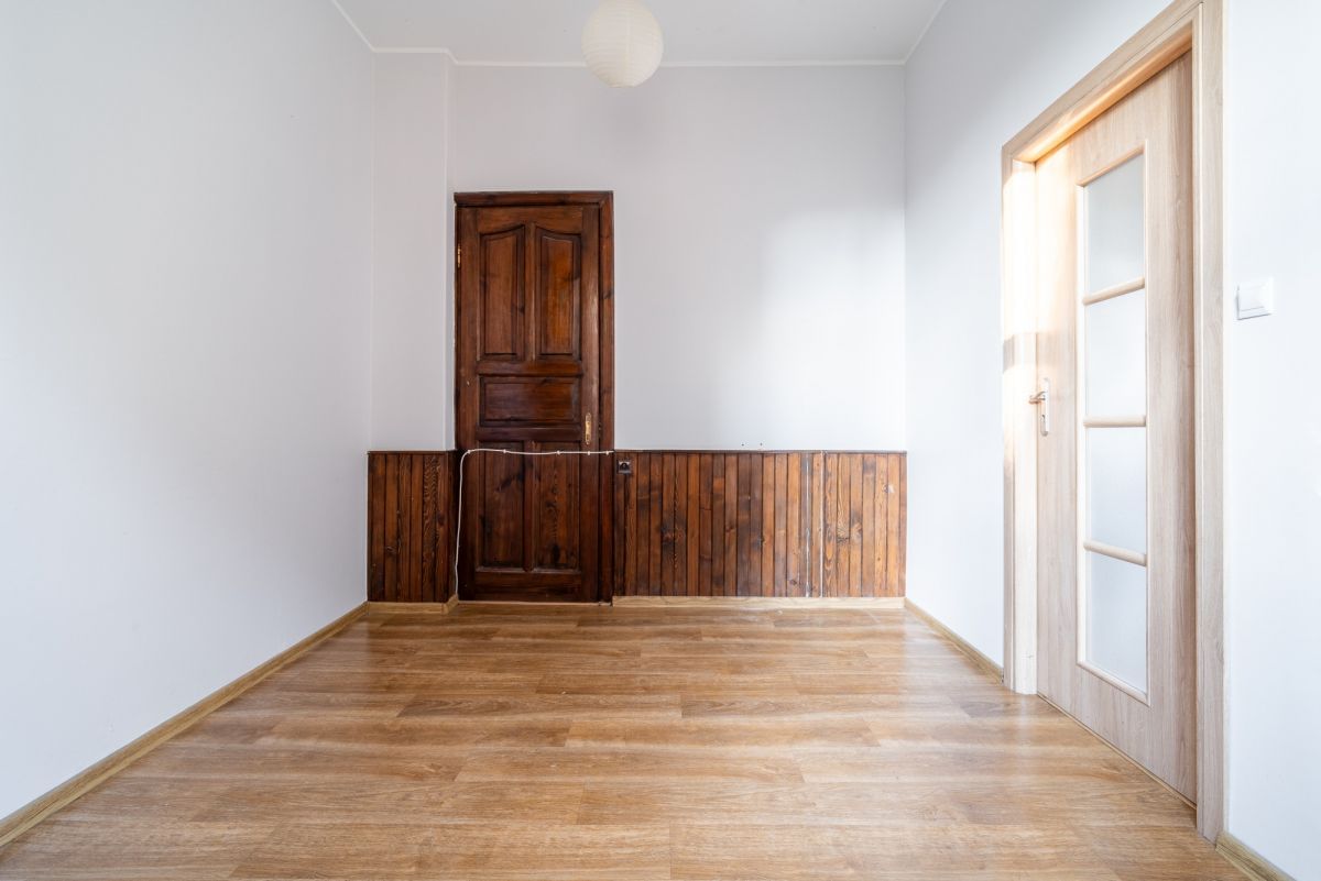 Lokal użytkowy  pokojowe na Wynajem