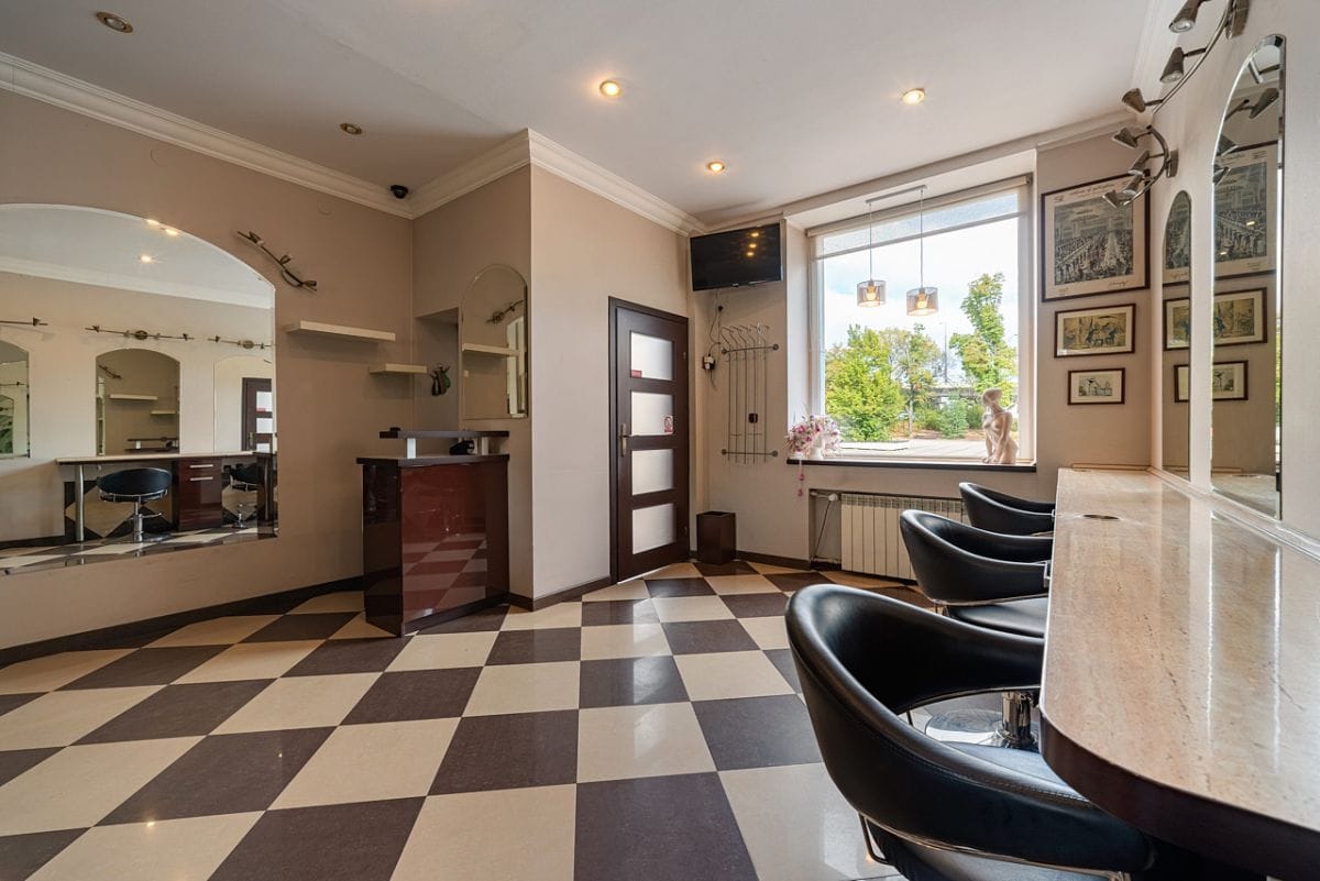 Lokal użytkowy  pokojowe na Sprzedaż