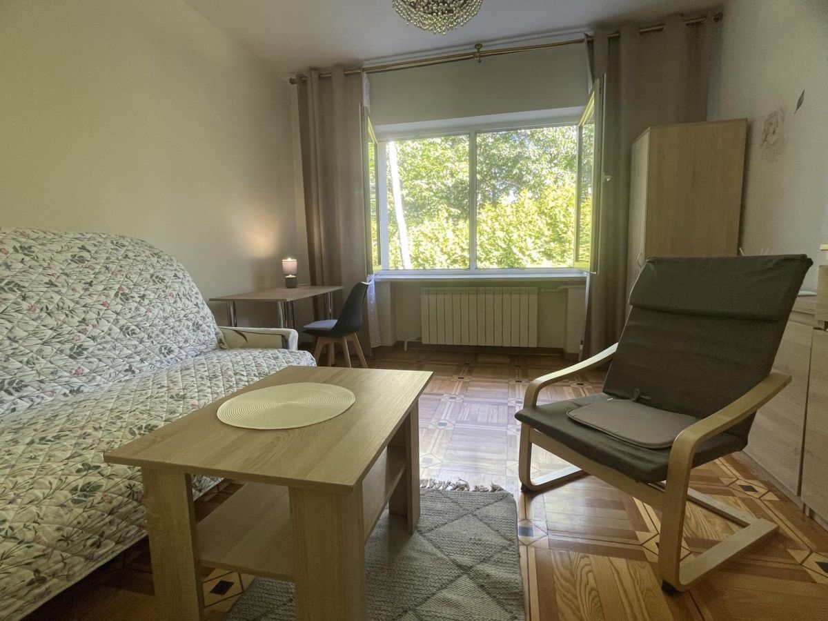 Dom 12 pokojowe na Sprzedaż