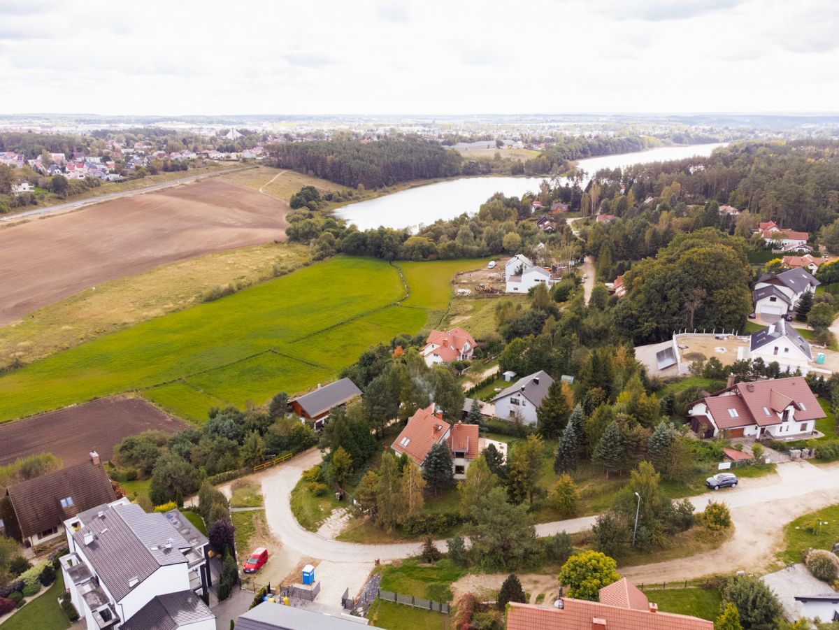 Dom 4 pokojowe na Sprzedaż