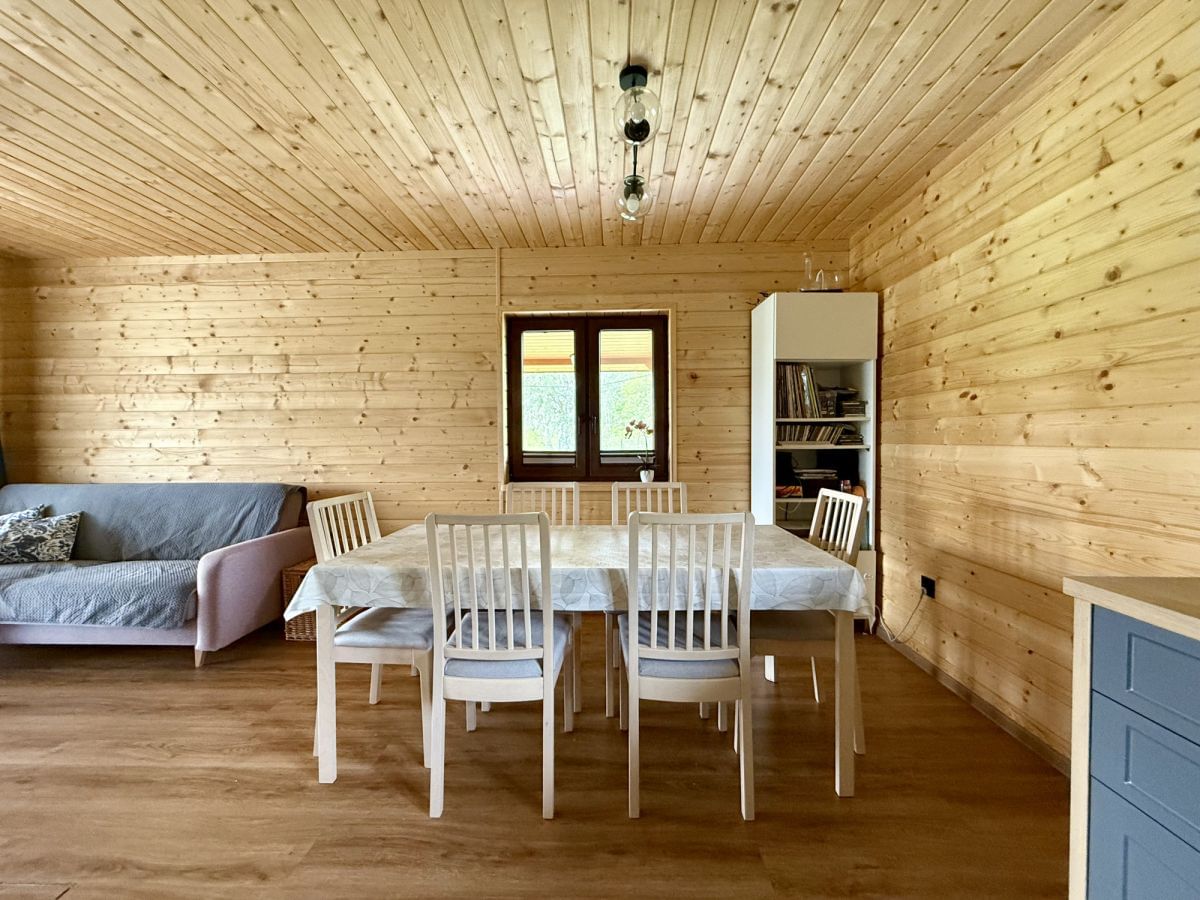 Dom 4 pokojowe na Sprzedaż