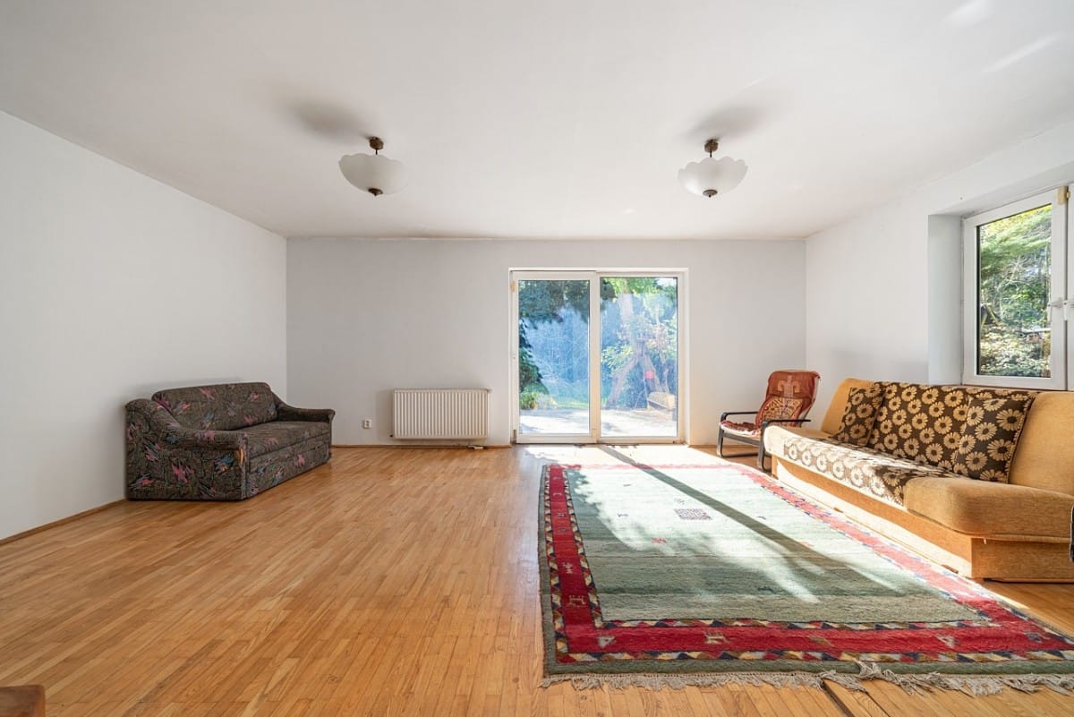 Dom 4 pokojowe na Sprzedaż