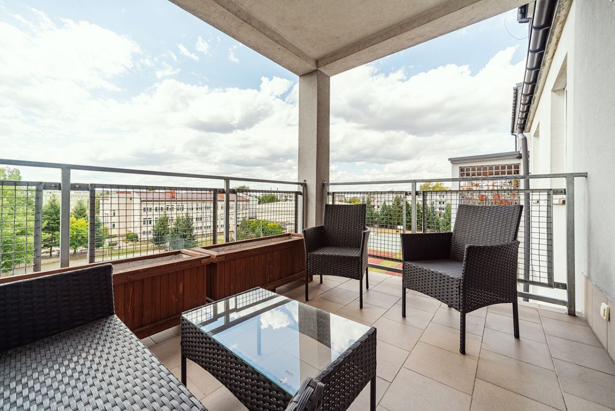 Mieszkanie 4 pokojowe na Sprzedaż