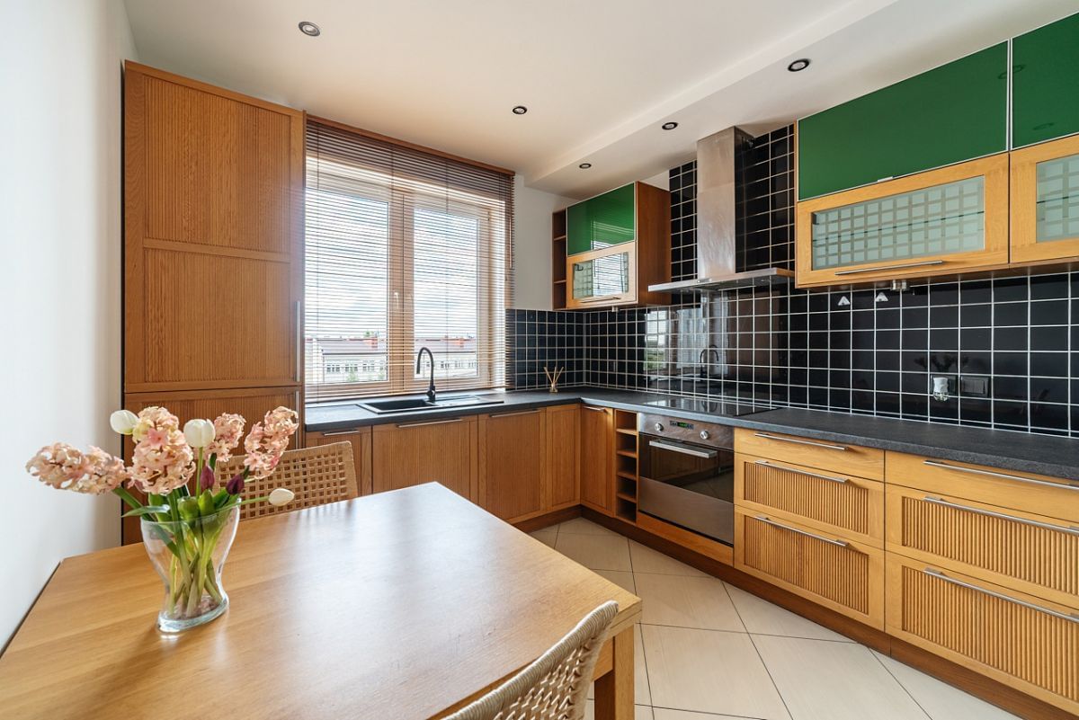 Mieszkanie 4 pokojowe na Sprzedaż