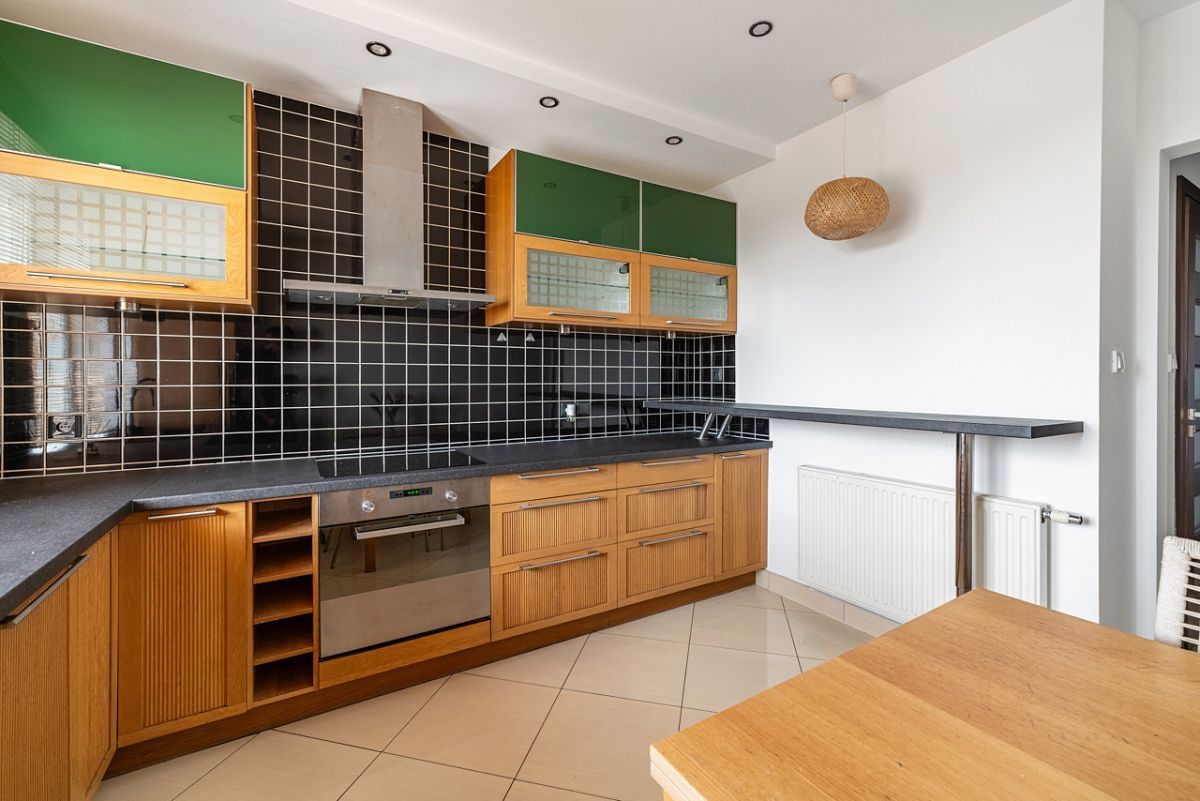 Mieszkanie 4 pokojowe na Sprzedaż