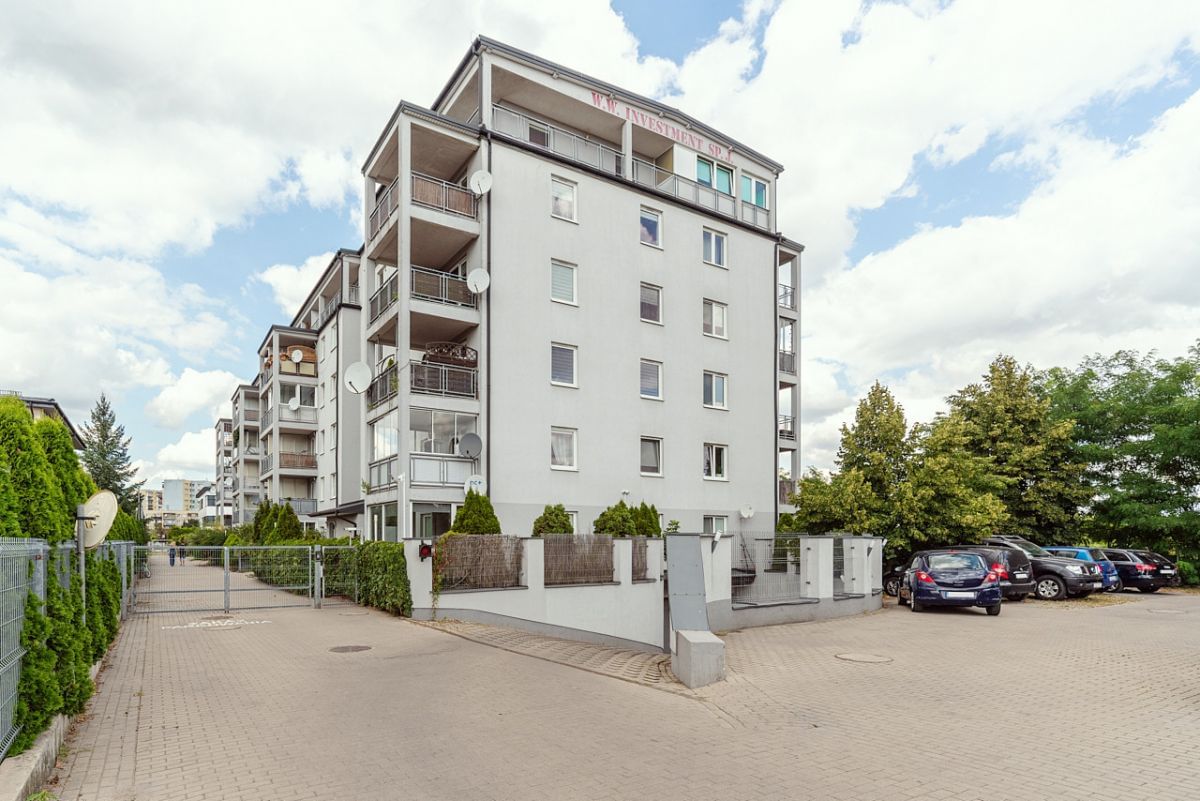 Mieszkanie 4 pokojowe na Sprzedaż