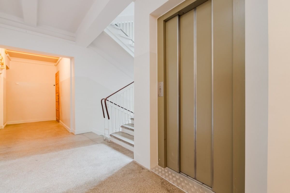 Mieszkanie 1 pokojowe na Sprzedaż