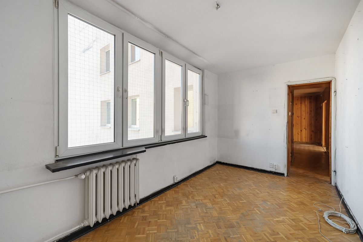 Mieszkanie 4 pokojowe na Sprzedaż