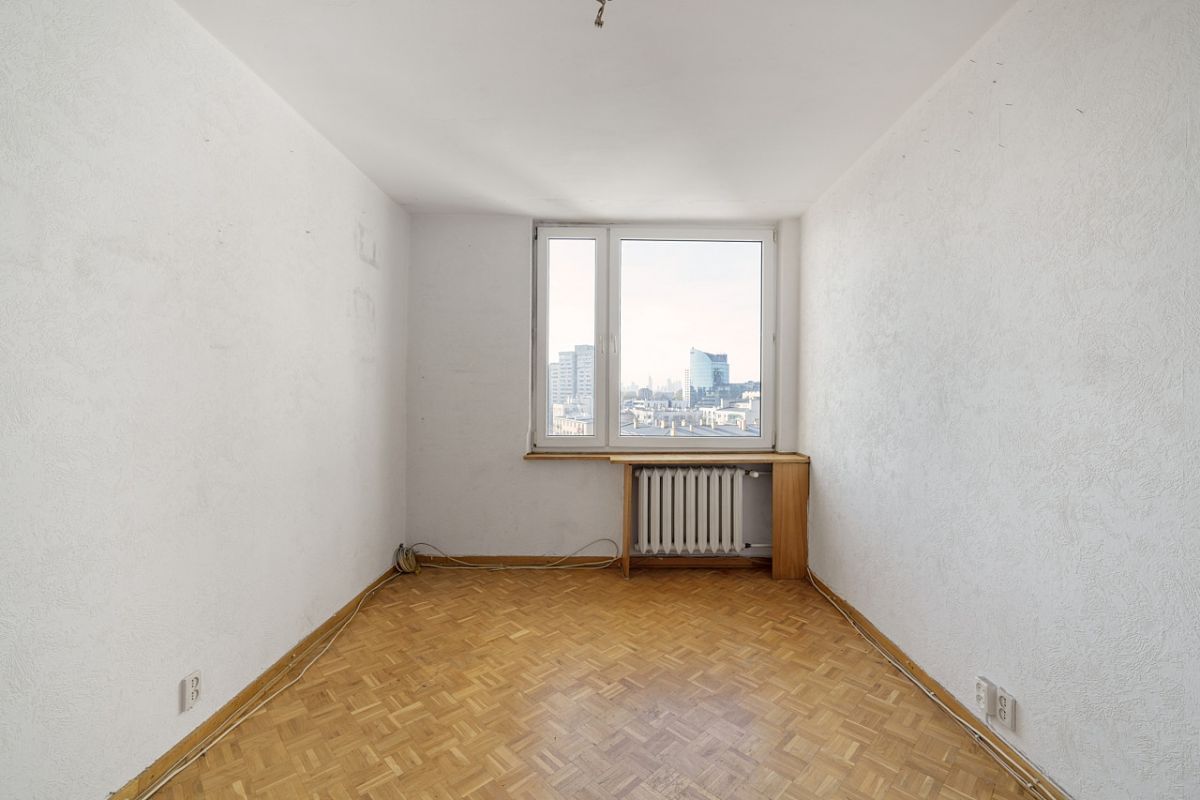 Mieszkanie 4 pokojowe na Sprzedaż