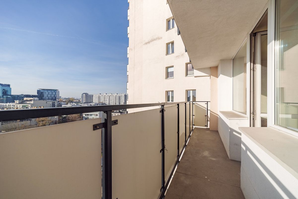 Mieszkanie 4 pokojowe na Sprzedaż