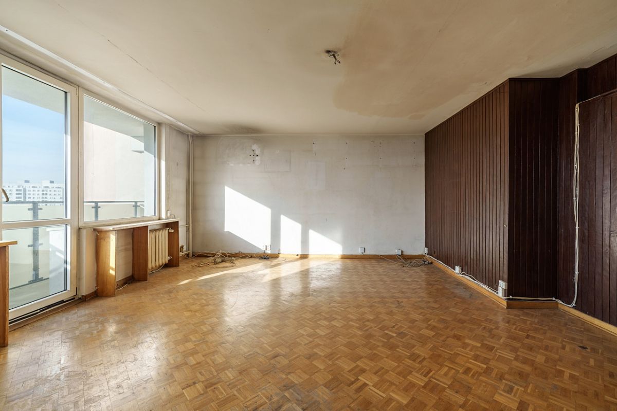 Mieszkanie 4 pokojowe na Sprzedaż