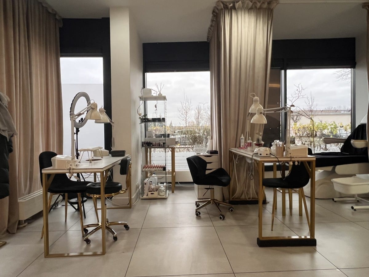 Lokal użytkowy  pokojowe na Wynajem