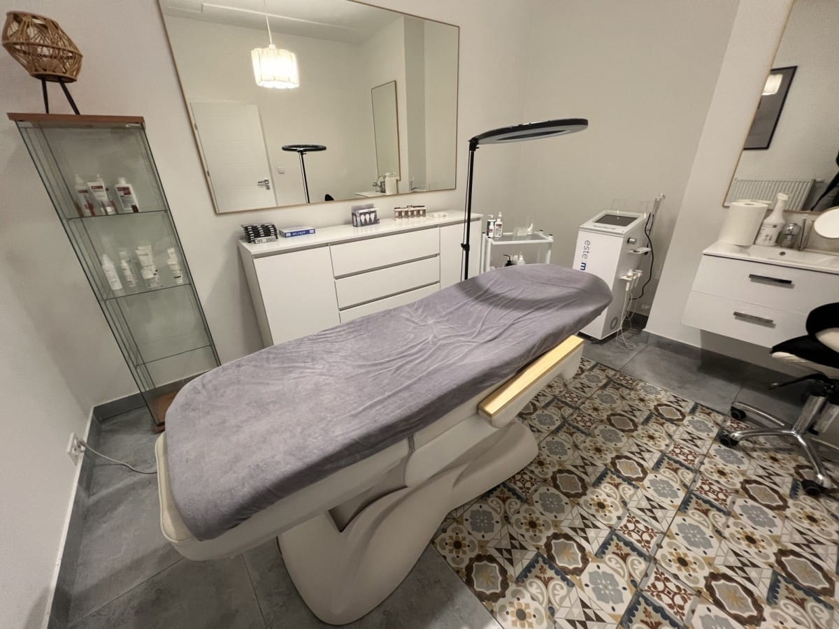 Lokal użytkowy  pokojowe na Wynajem