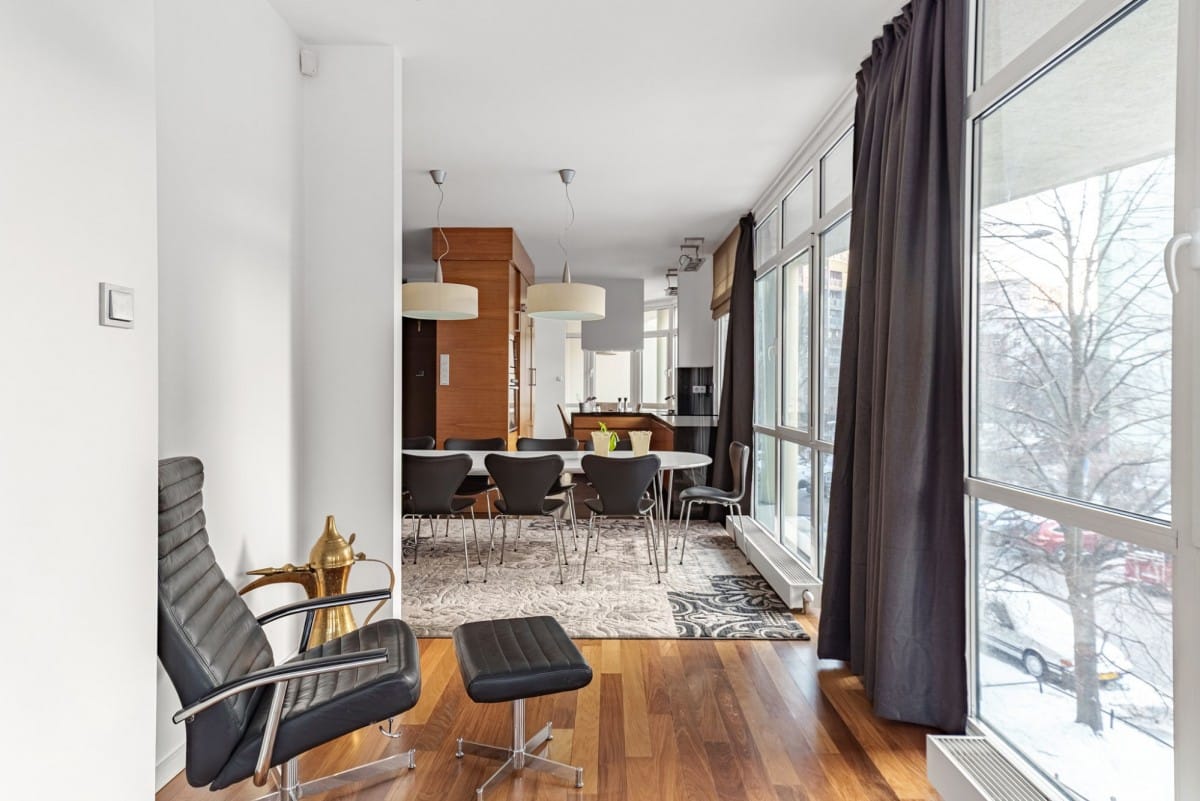 Mieszkanie 6 pokojowe na Sprzedaż