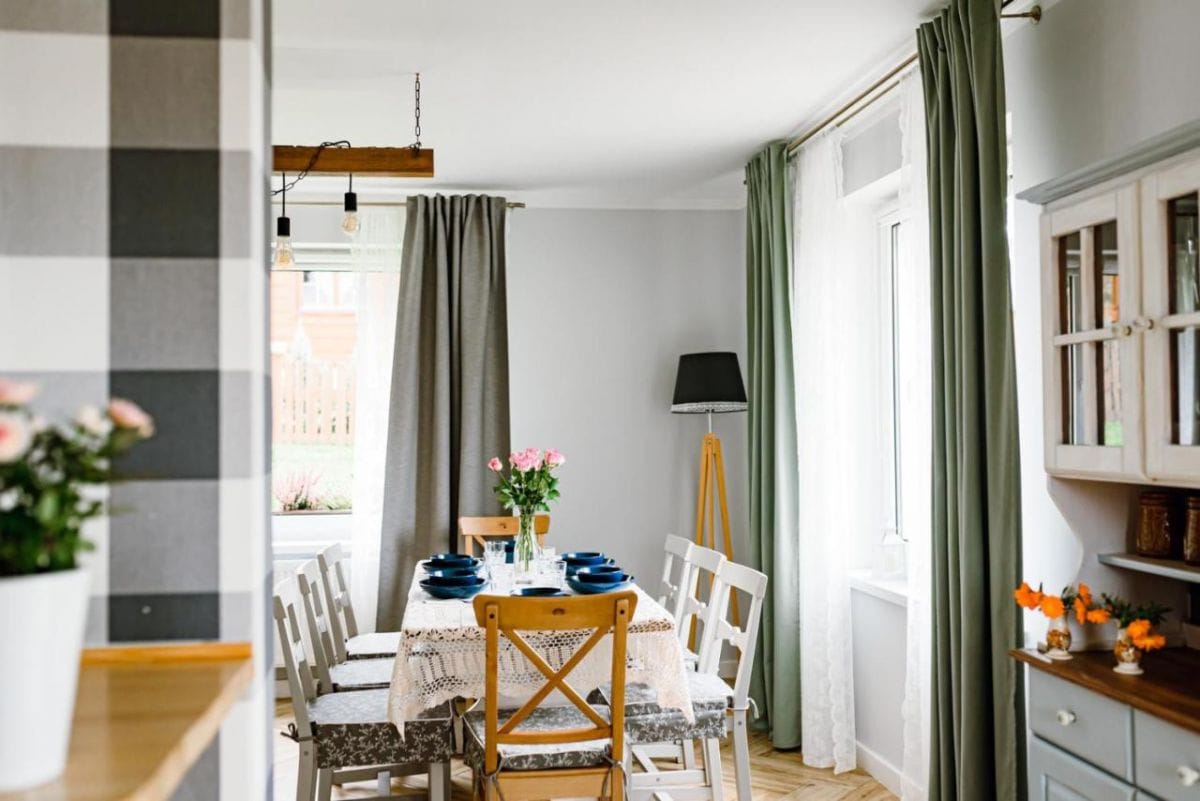 Dom 4 pokojowe na Sprzedaż