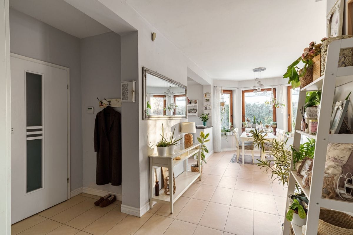 Dom 6 pokojowe na Sprzedaż