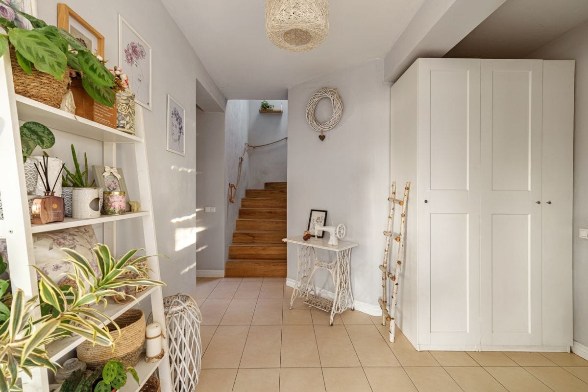 Dom 6 pokojowe na Sprzedaż