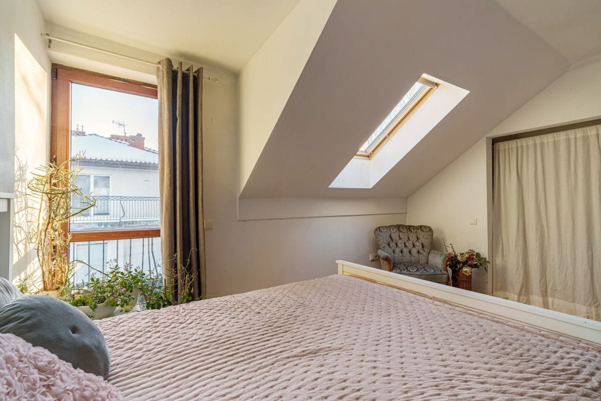 Dom 6 pokojowe na Sprzedaż