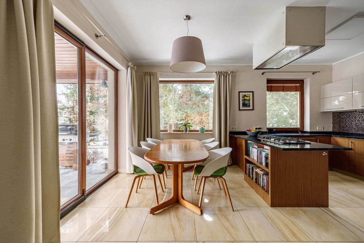 Dom 5 pokojowe na Sprzedaż