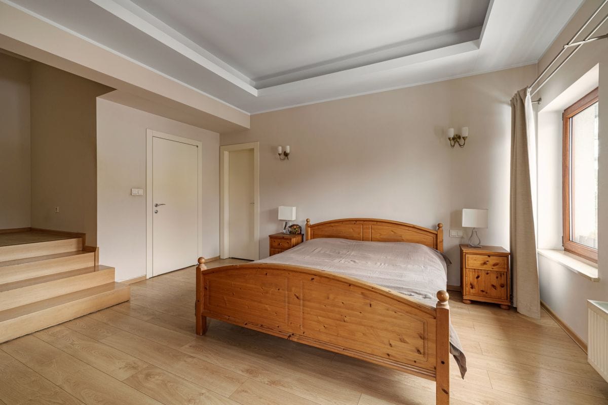 Dom 5 pokojowe na Sprzedaż