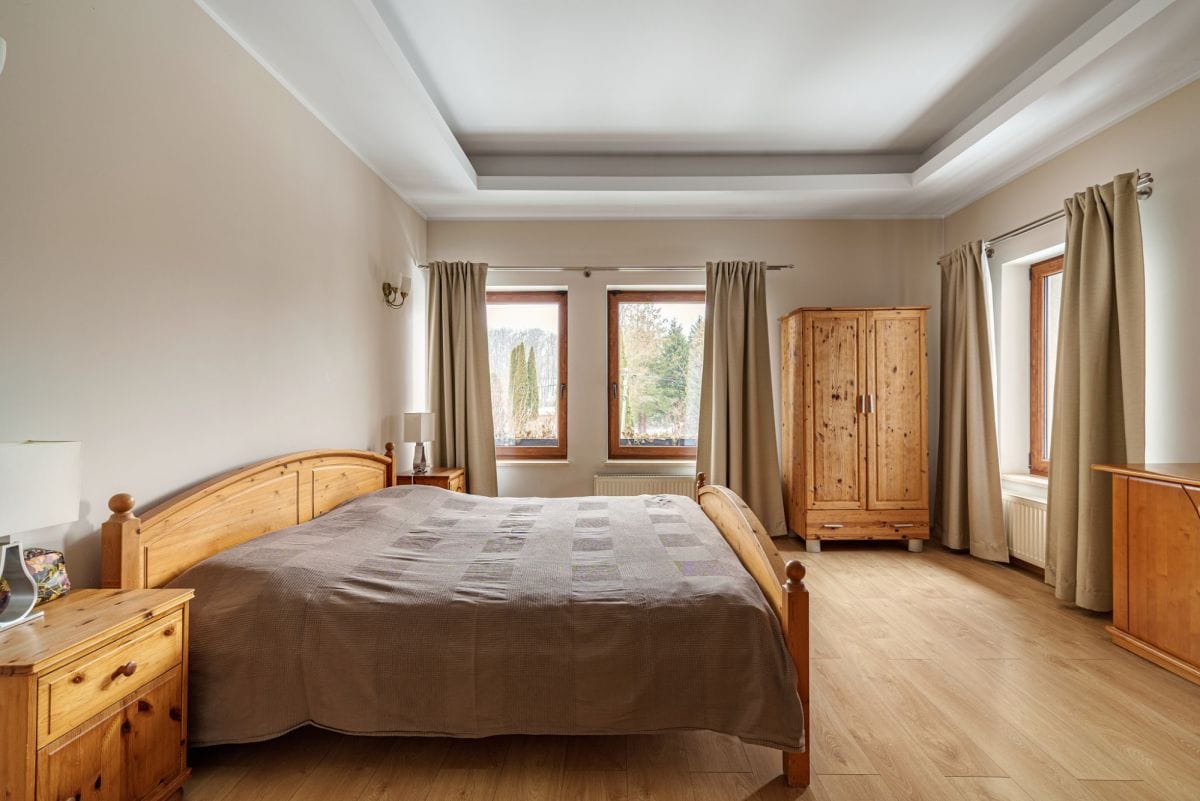 Dom 5 pokojowe na Sprzedaż