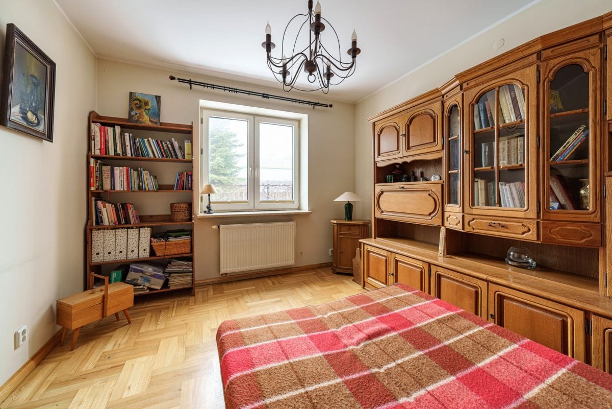 Dom 8 pokojowe na Sprzedaż