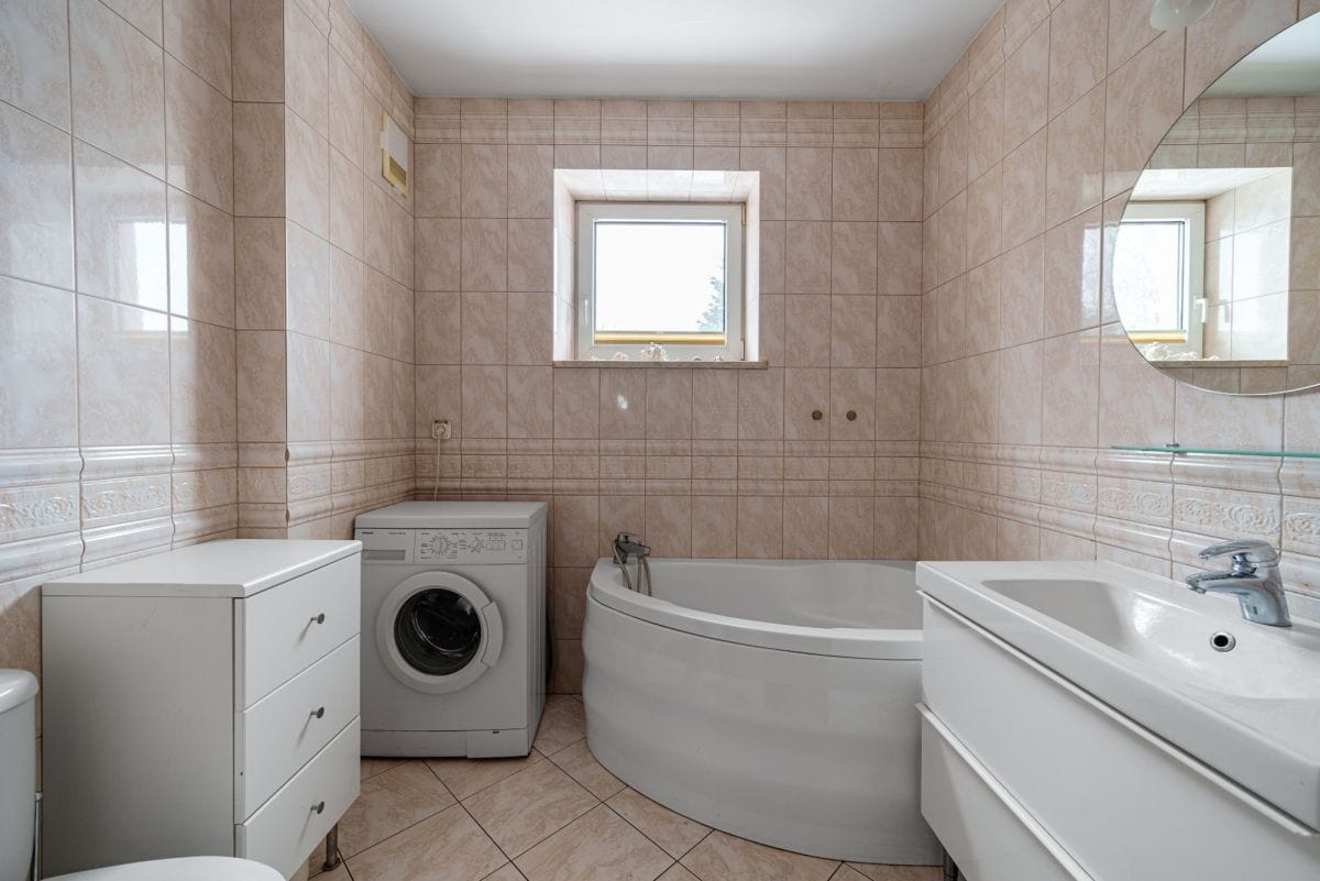 Dom 8 pokojowe na Wynajem