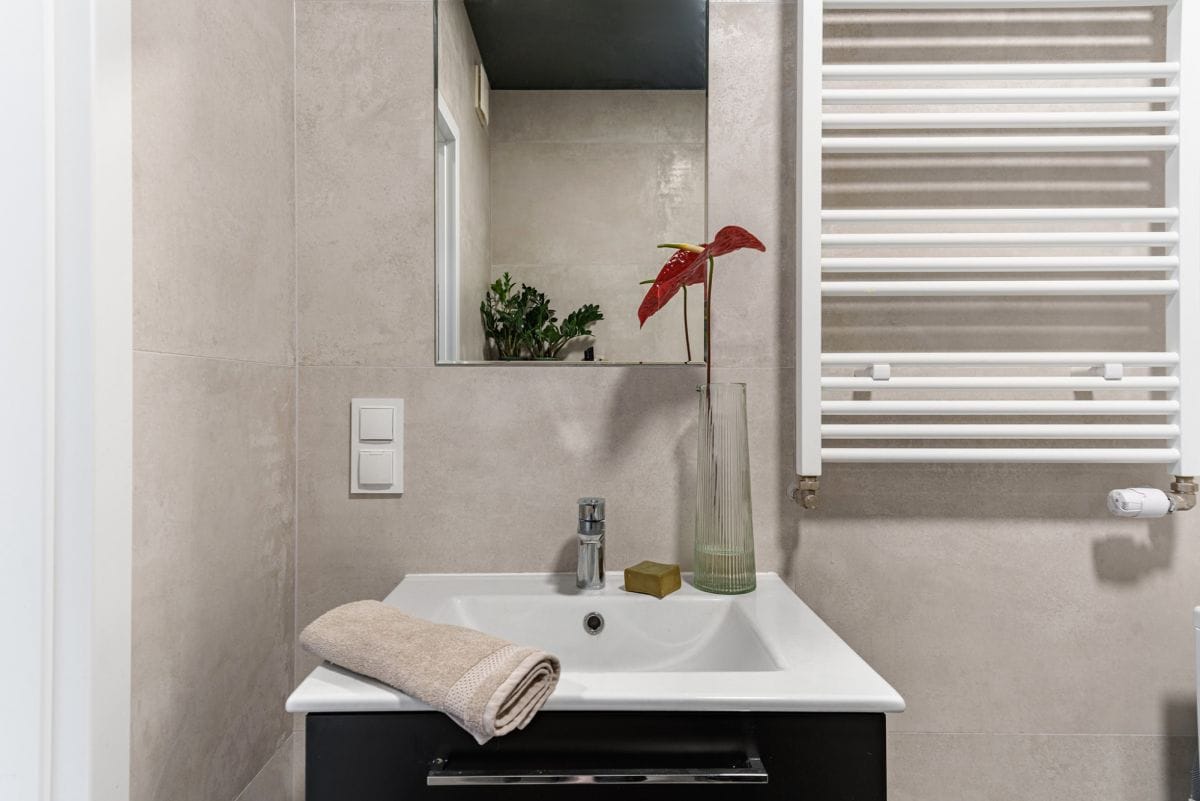 Mieszkanie 2 pokojowe na Sprzedaż