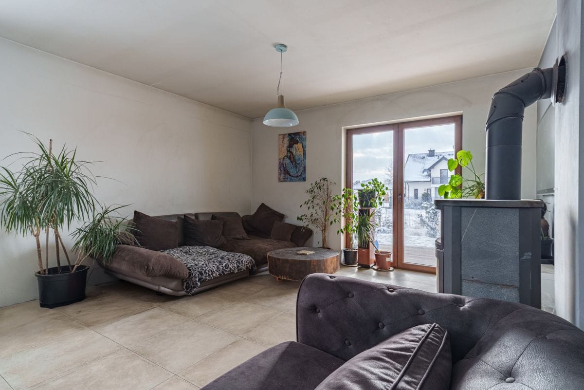 Dom 5 pokojowe na Sprzedaż