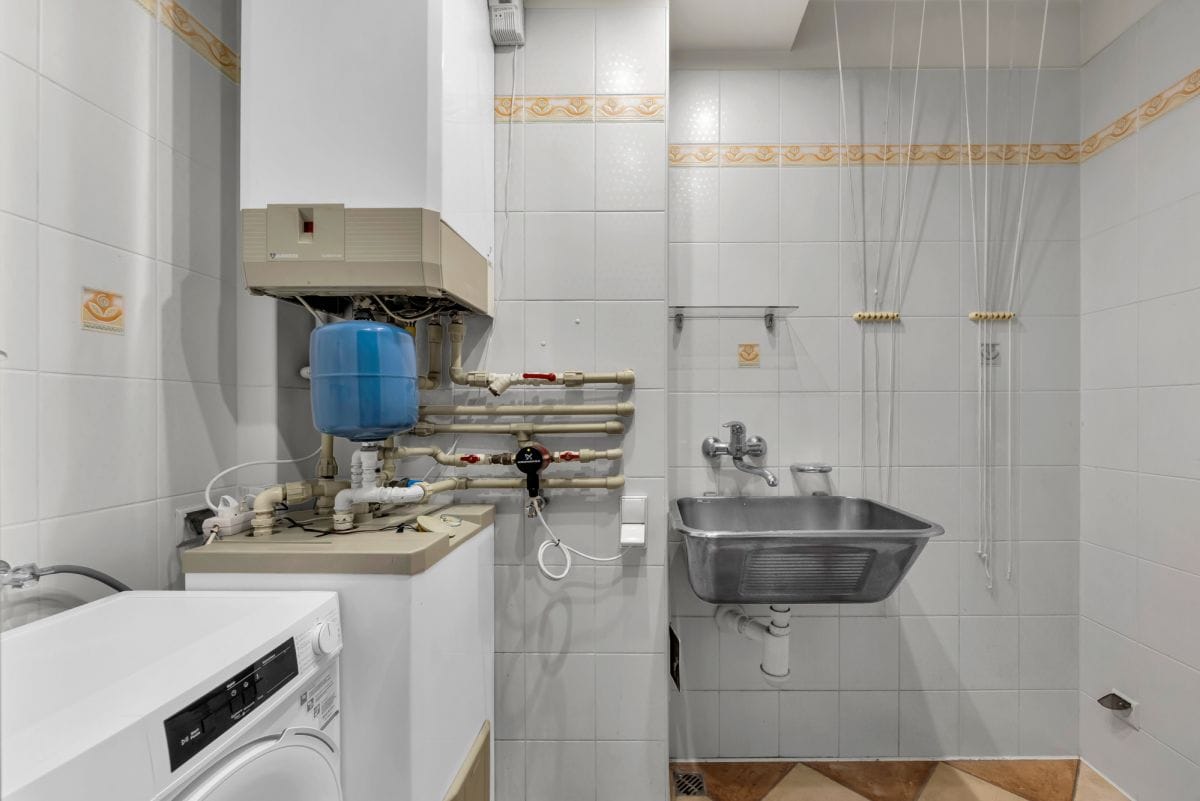 Lokal użytkowy  pokojowe na Wynajem