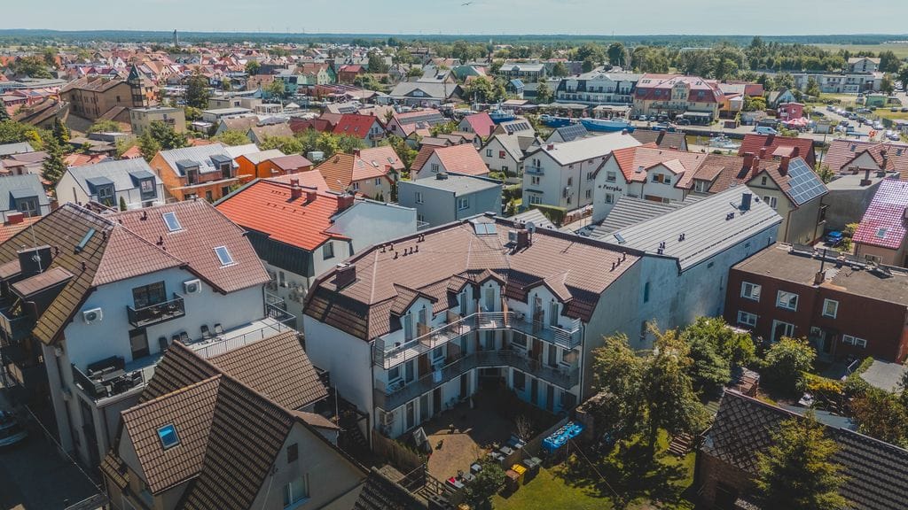 Dom 13 pokojowe na Sprzedaż